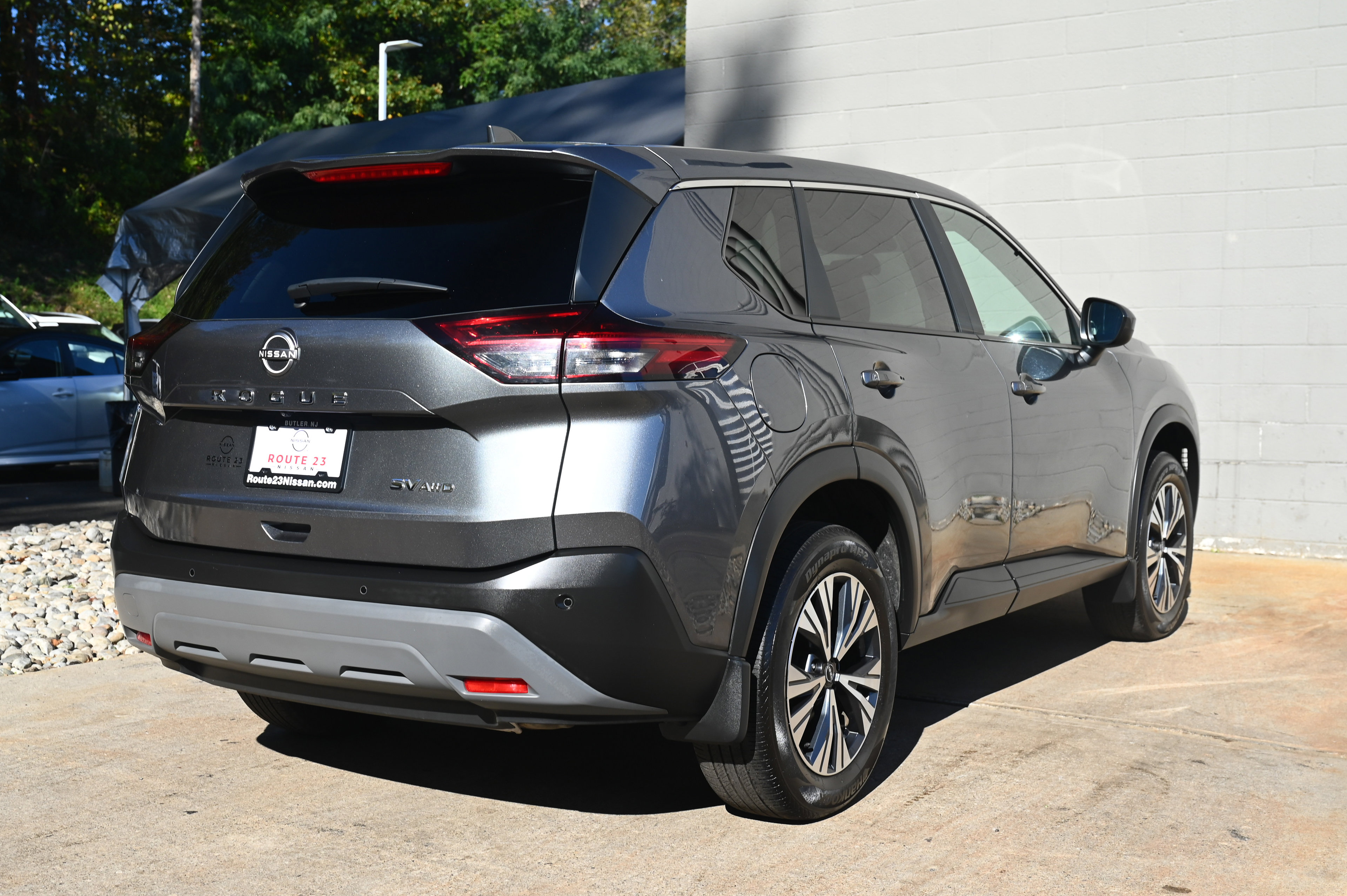 2023 Nissan Rogue SV photo 3