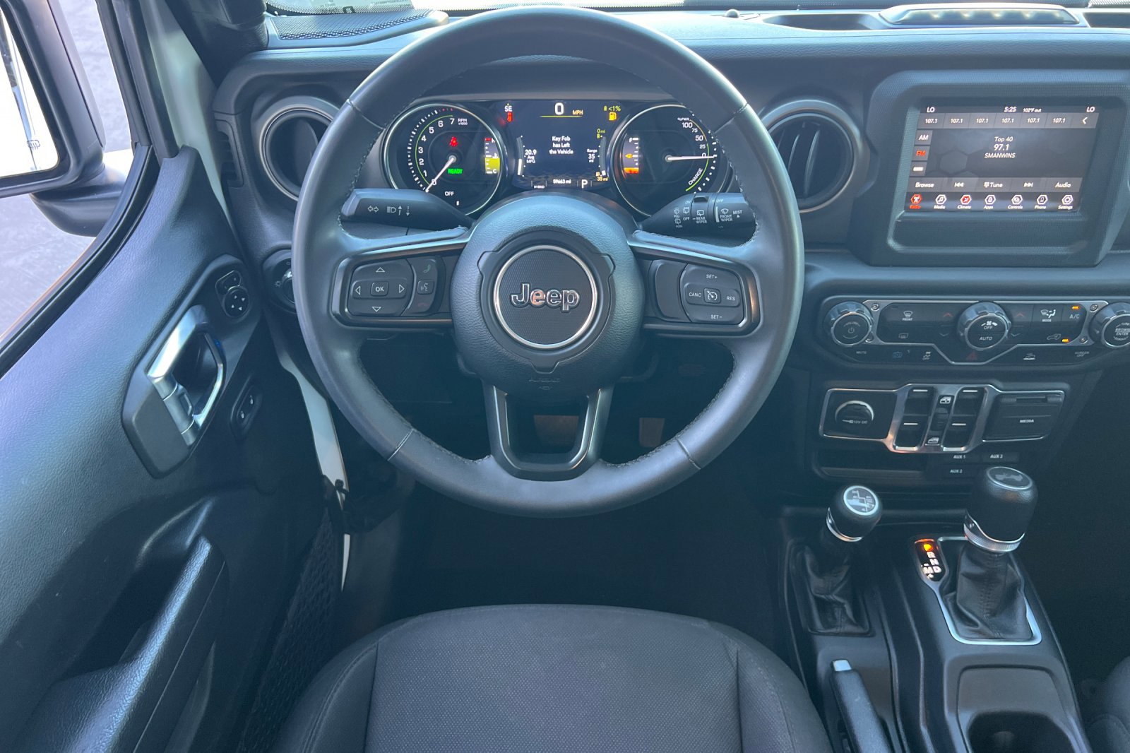2023 Jeep Wrangler 4xe photo 13
