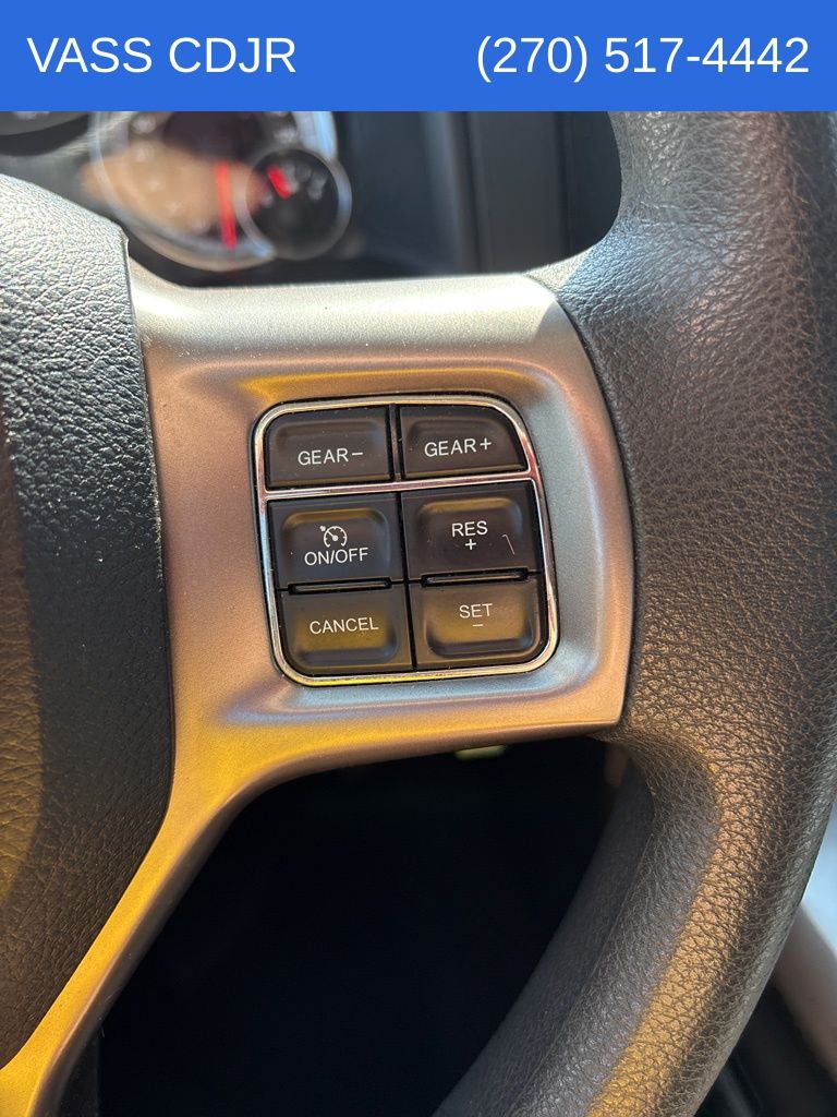 2023 Ram 1500 SLT photo 17