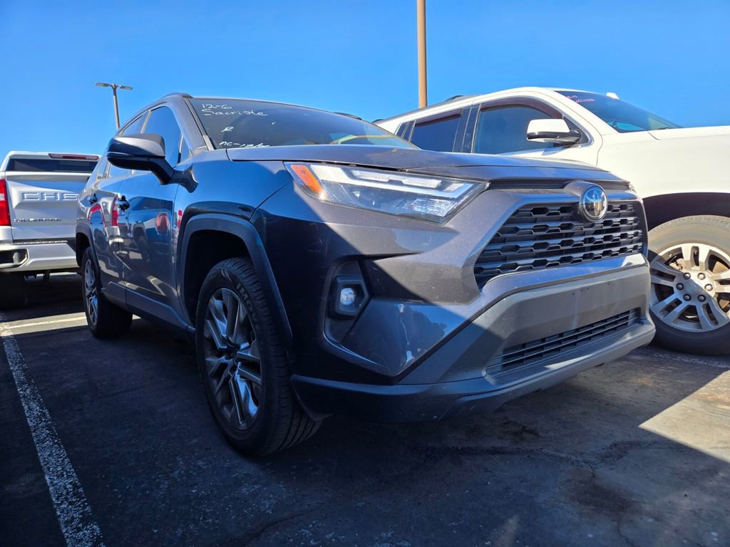 2023 Toyota RAV4 XLE Premium's photo