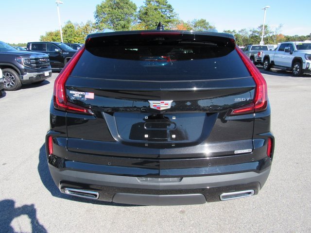 2024 Cadillac XT4 Premium Luxury photo 3