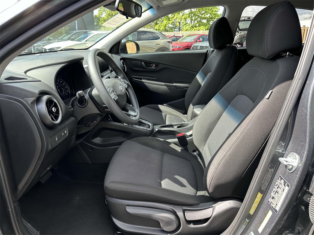 2022 Hyundai Kona SEL photo 13