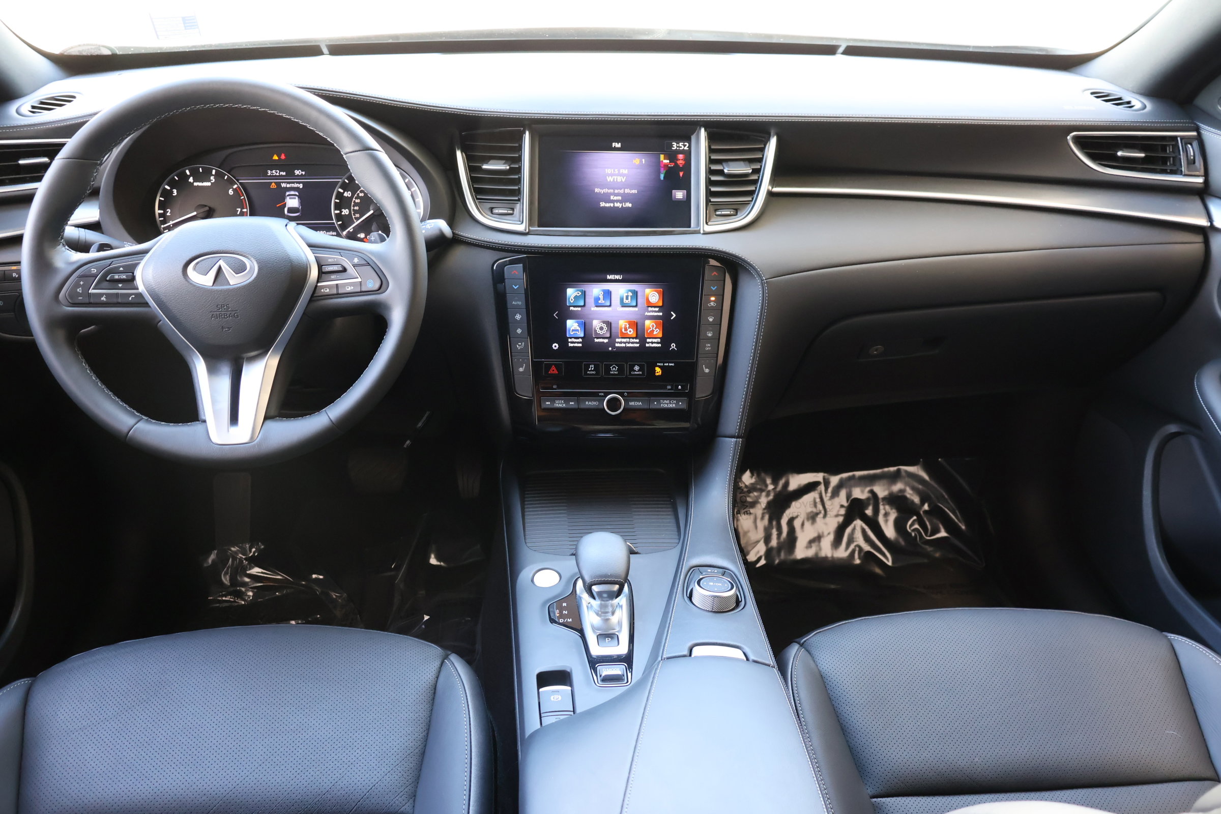 2023 Infiniti QX55 Luxe photo 15