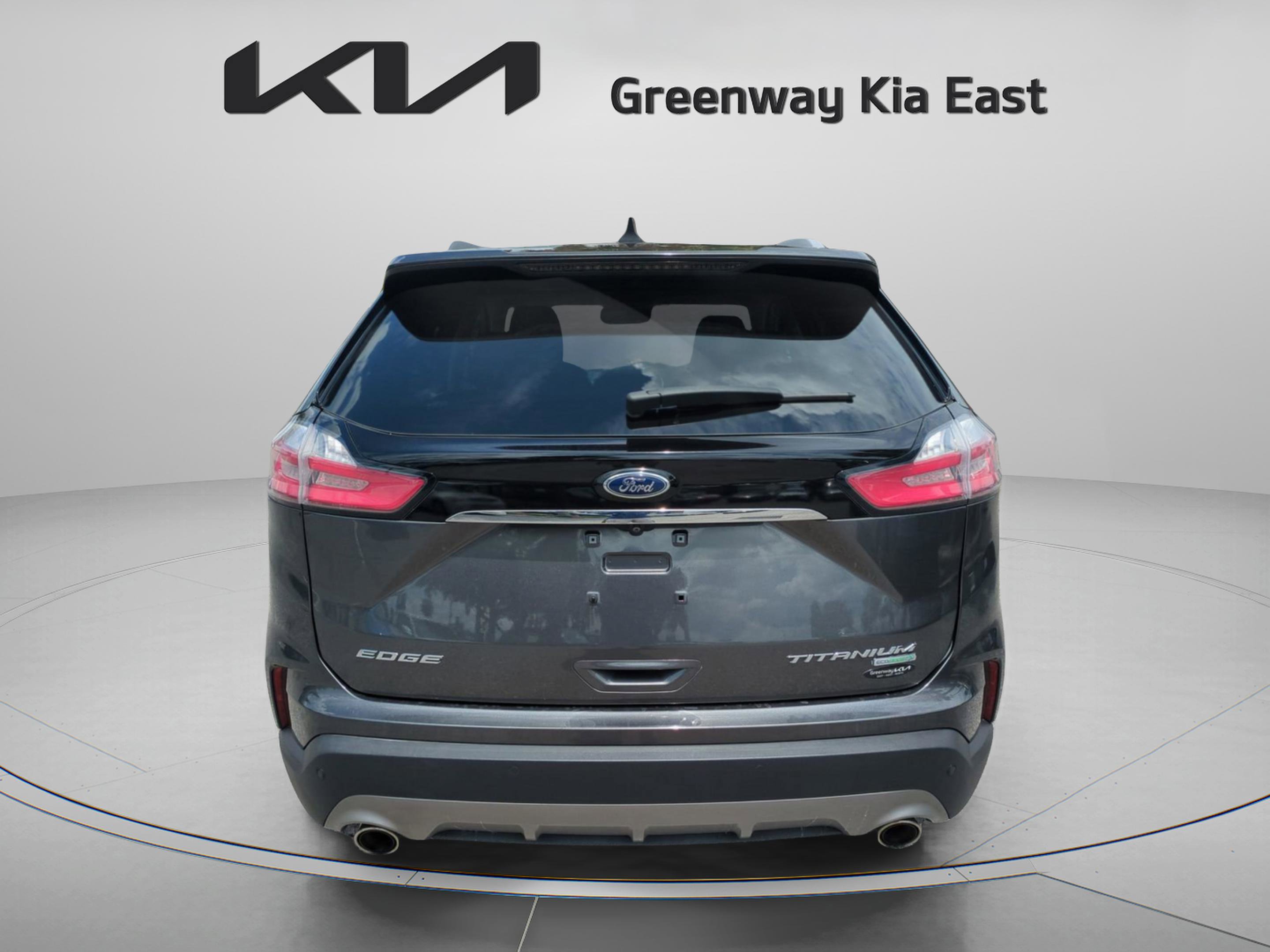 2020 Ford Edge Titanium photo 7