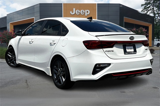 2020 Kia Forte GT-Line photo 4