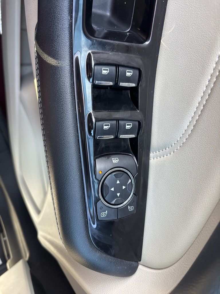 2018 Ford Edge Titanium photo 16