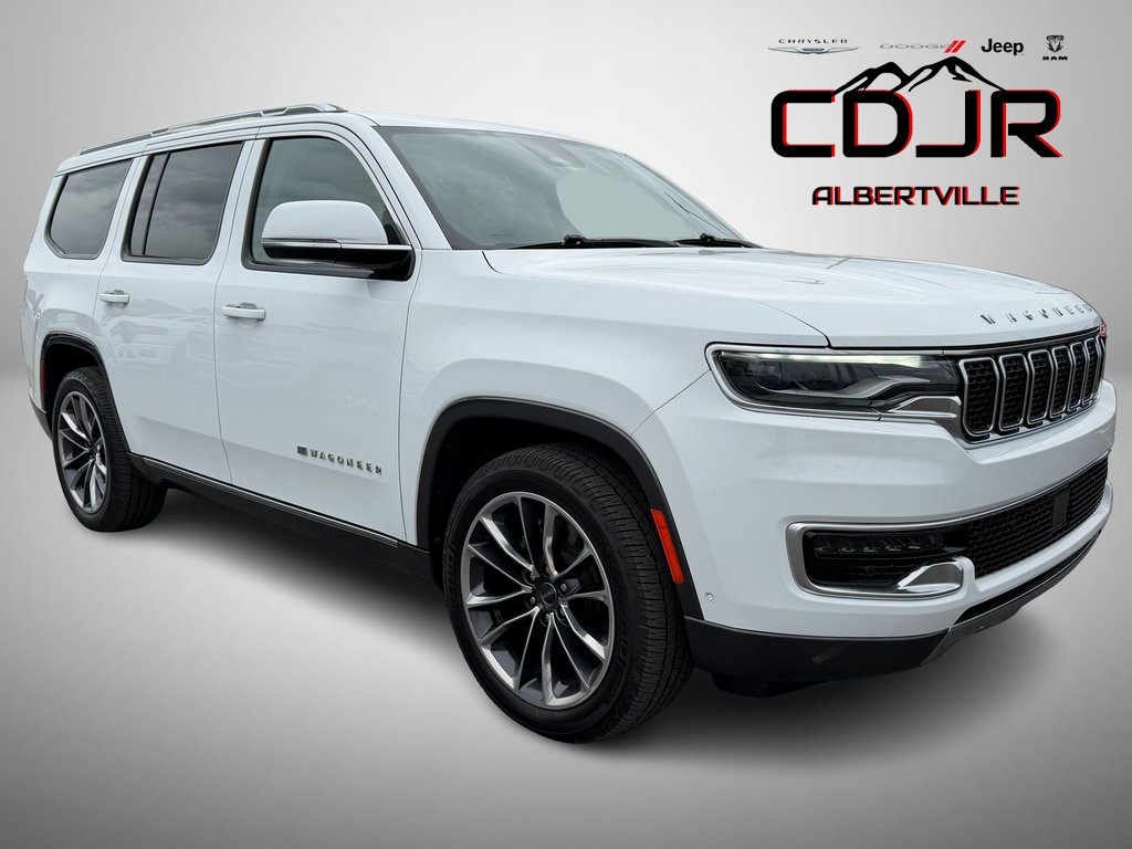 2022 Jeep Wagoneer Series III's photo