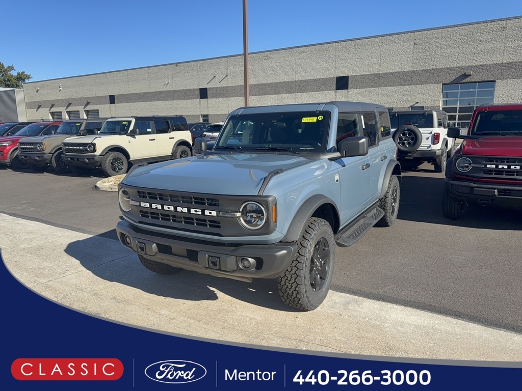 2025 Ford Bronco 4-Door Big Bend's photo