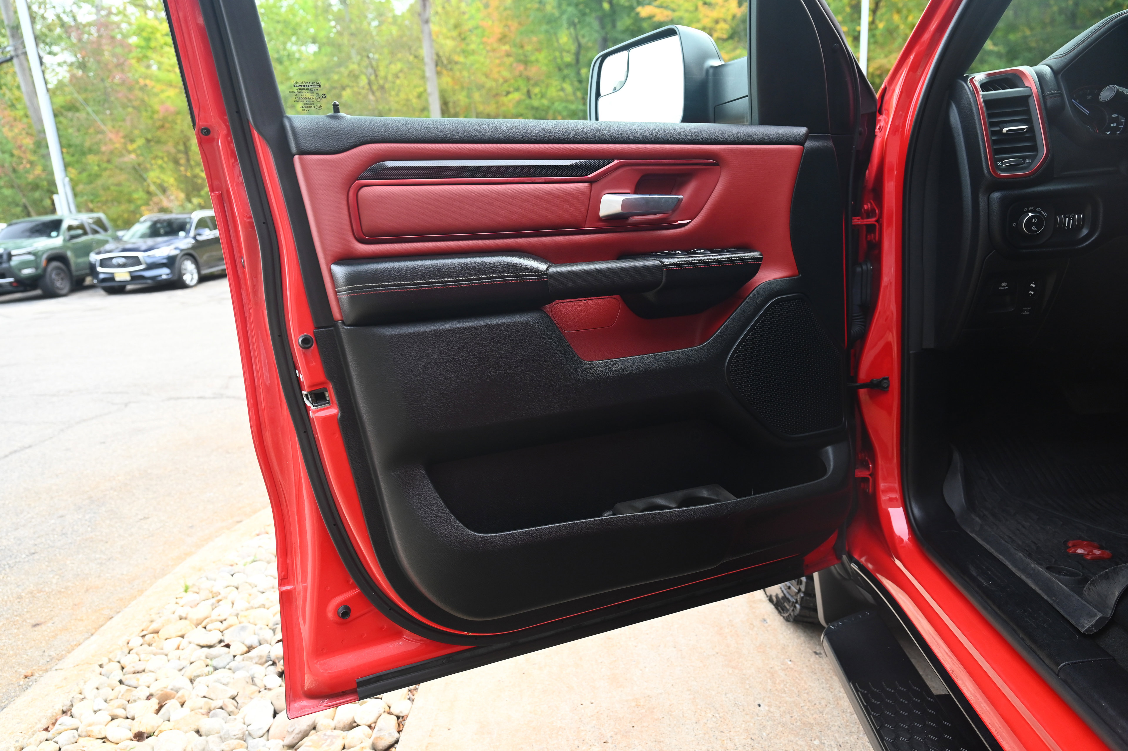 2019 Ram 1500 Rebel photo 9