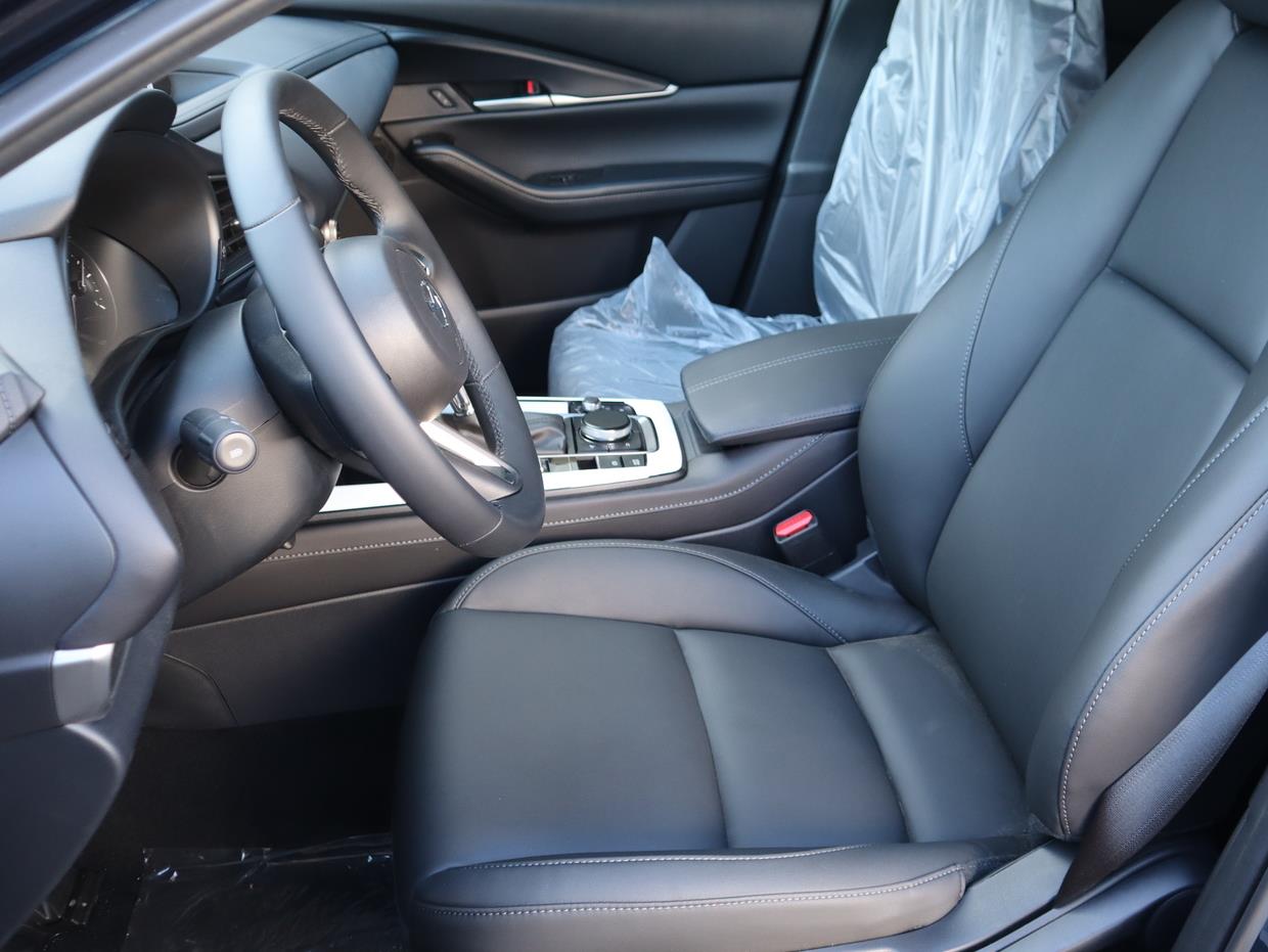 2025 Mazda CX-30 2.5 Select Sport photo 12