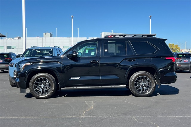 2024 Toyota Sequoia Platinum photo 7
