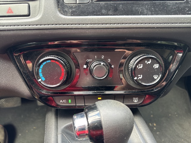 2018 Honda HR-V LX photo 21