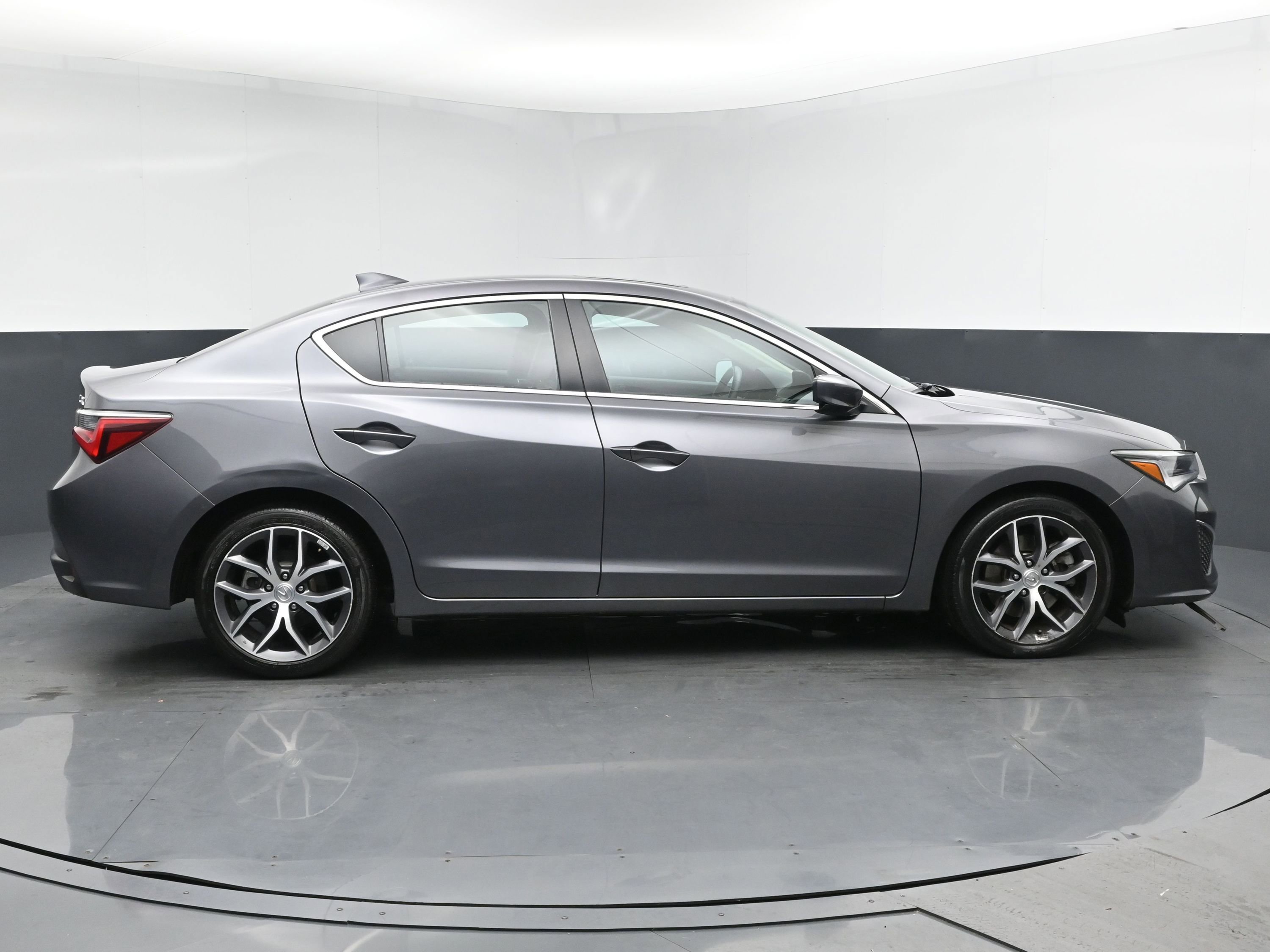 2022 Acura ILX Premium photo 3