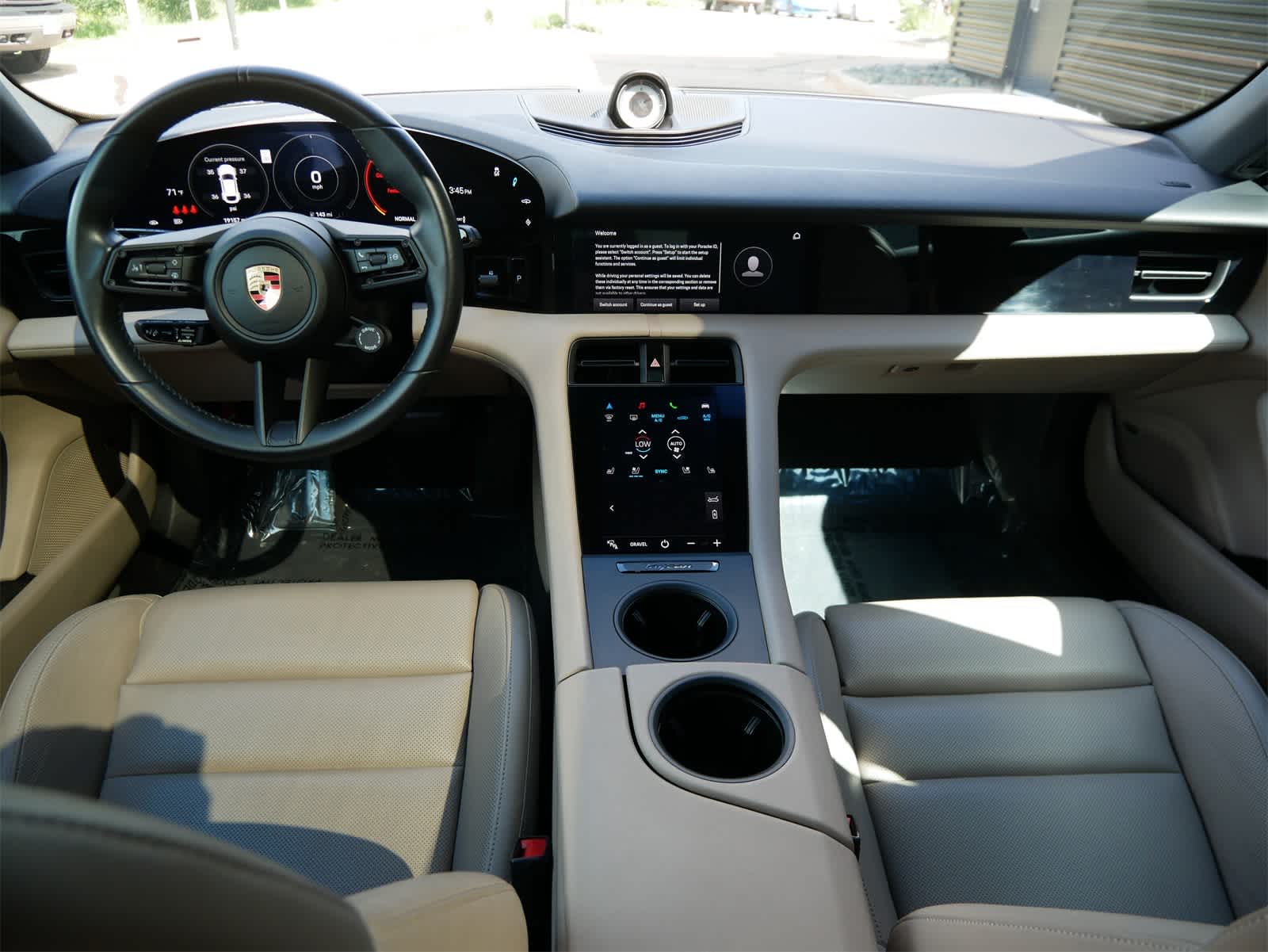 2023 Porsche Taycan 4S Cross Turismo photo 7