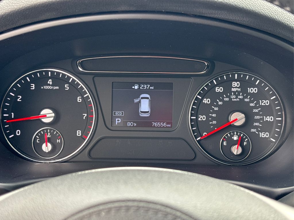 2019 Kia Sorento LX photo 17