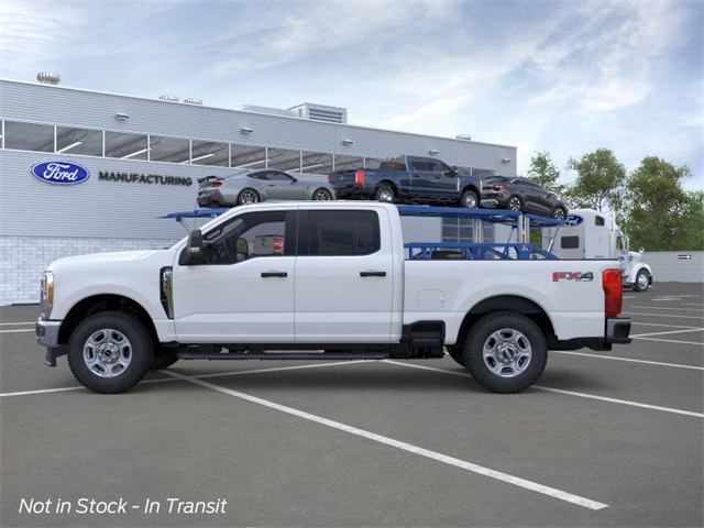 2026 Ford F-350 XLT photo 3