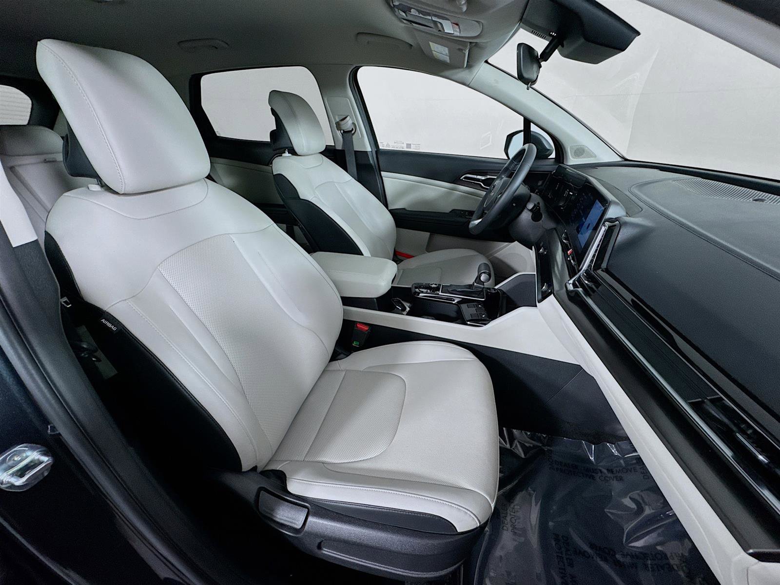 2023 Kia Sportage EX photo 24