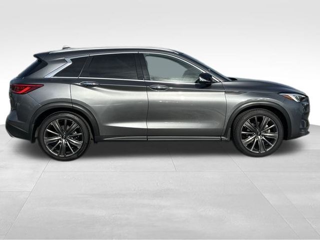 2020 Infiniti QX50 Essential photo 7