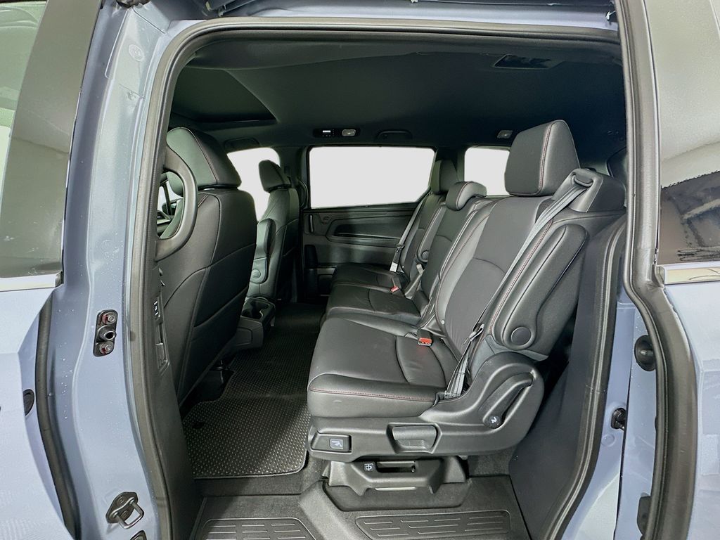 2026 Honda Odyssey Sport photo 14
