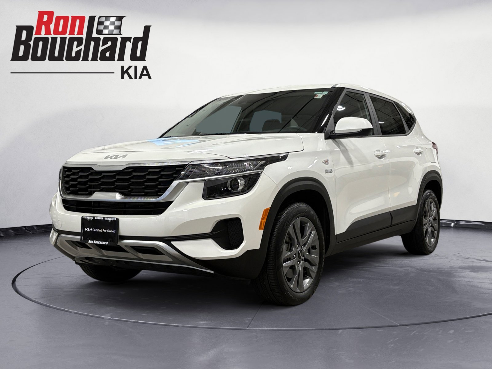 2023 Kia Seltos LX photo 3