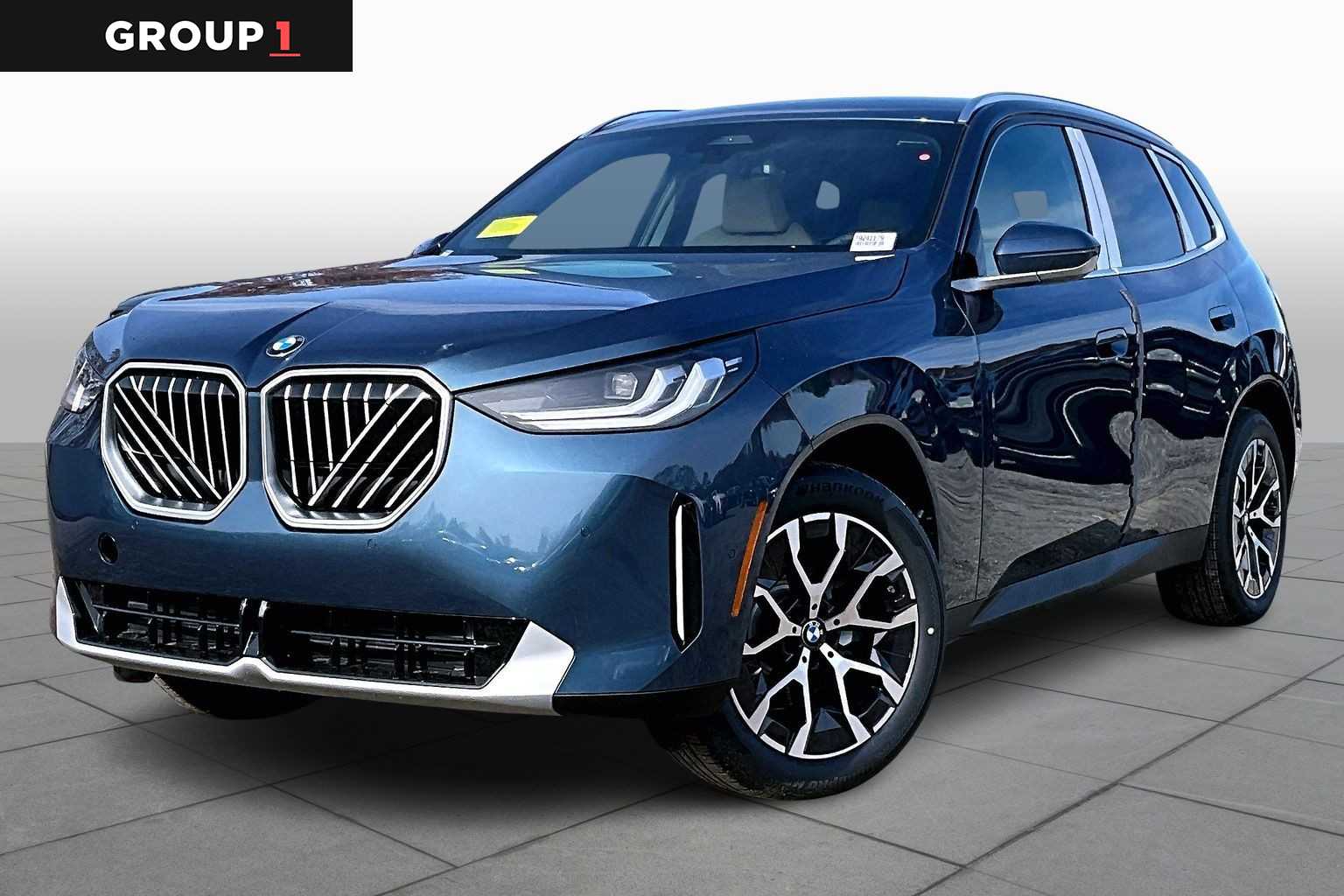2026 BMW X3 30's photo