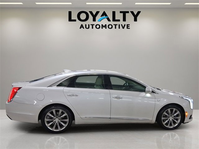 2018 Cadillac XTS Base photo 5