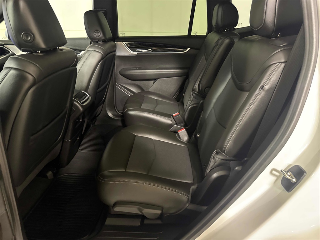 2023 CADILLAC XT6 - Image 13