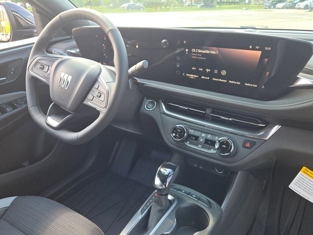 2025 Buick Envista Preferred photo 8
