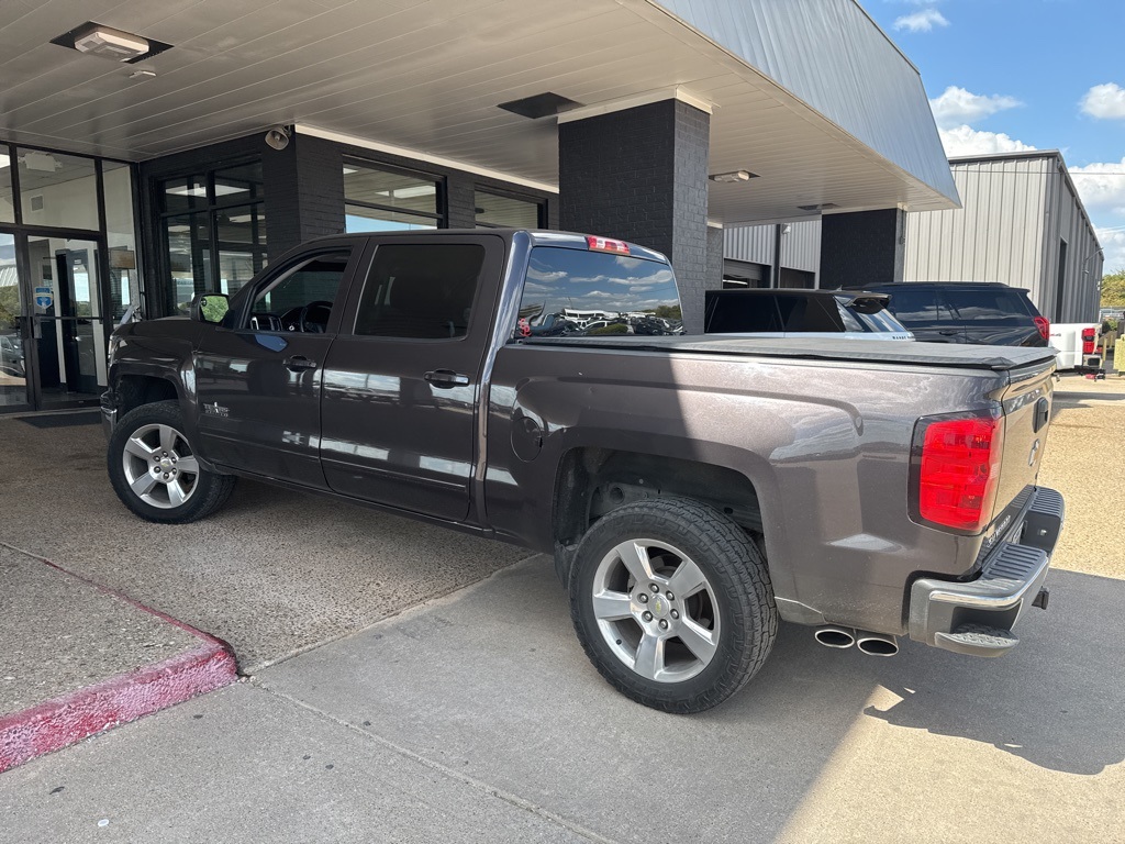 2015 Chevrolet Silverado 1500 LT photo 4