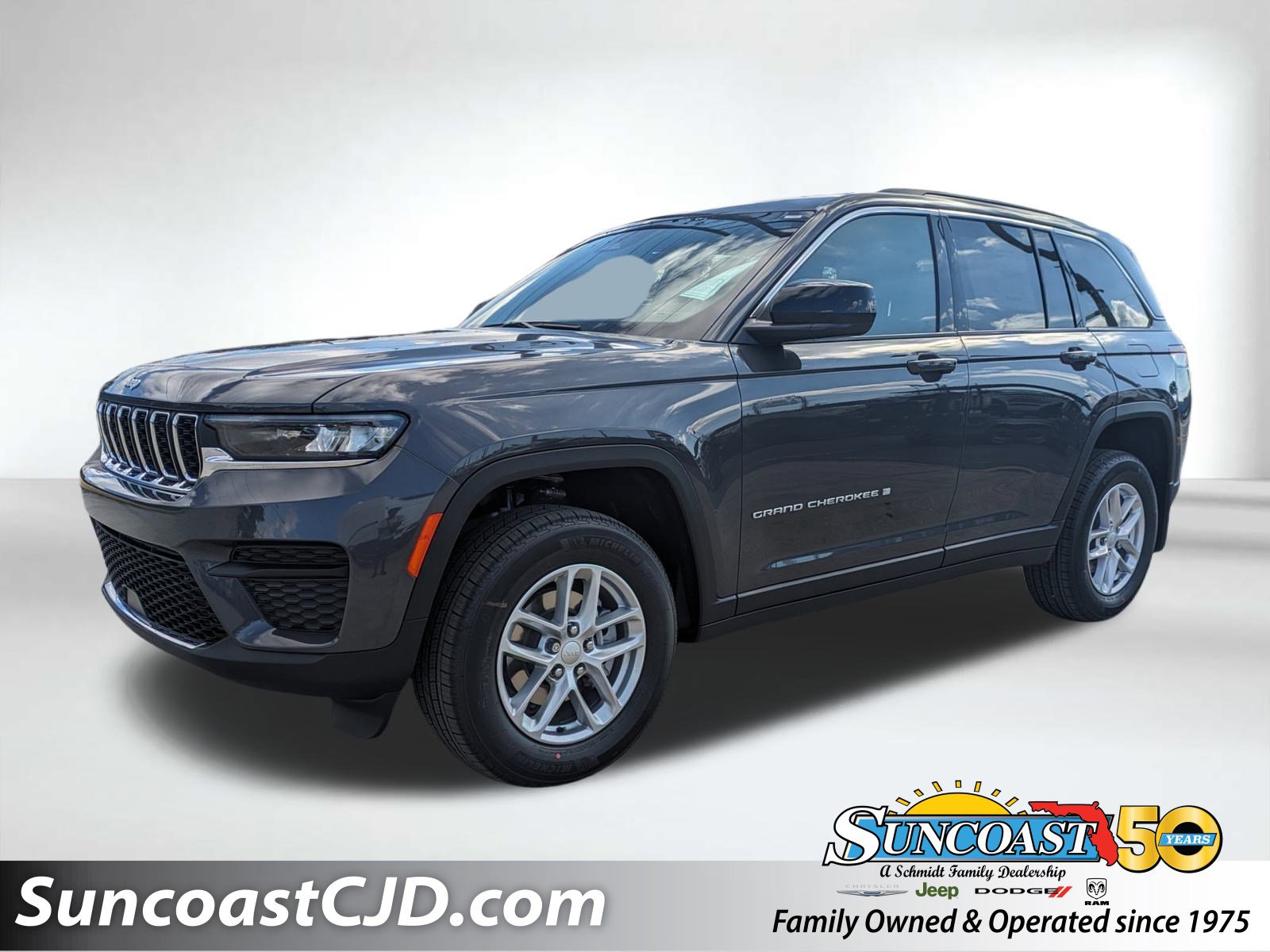 2025 Jeep Grand Cherokee Laredo's photo