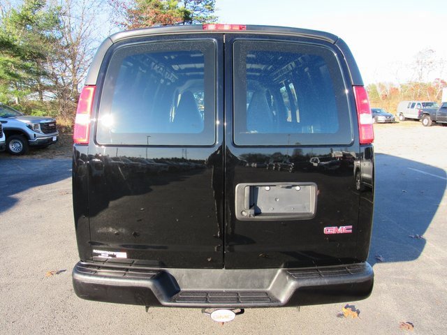 2023 Gmc Savana Cargo 3500 photo 3