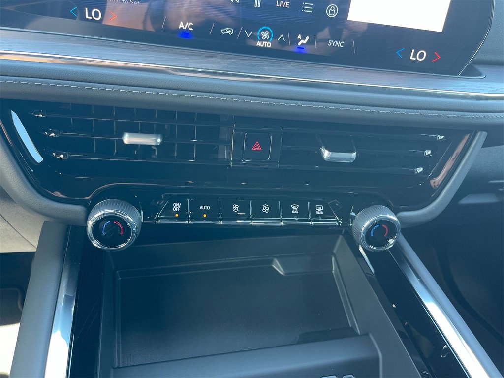 2025 Chevrolet Tahoe LS photo 18
