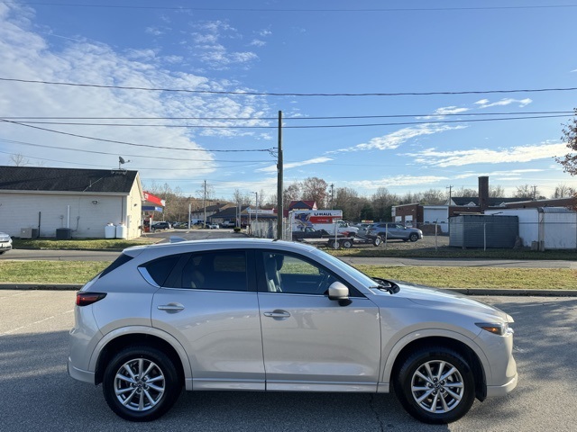 2025 Mazda CX-5 2.5 S Preferred photo 3