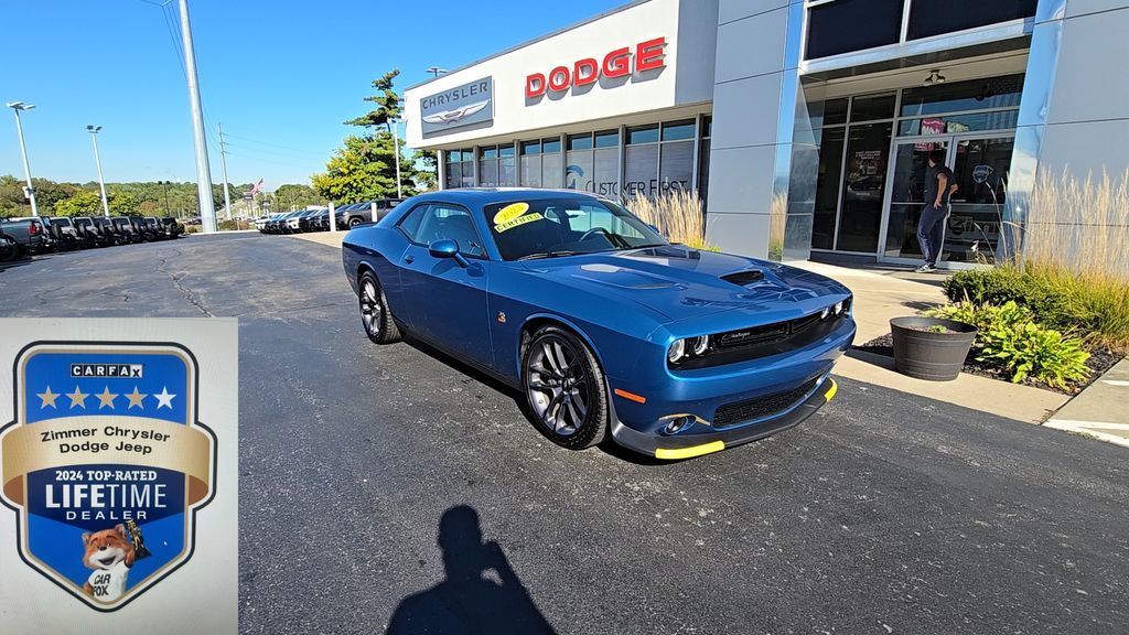 2023 Dodge Challenger R/T's photo