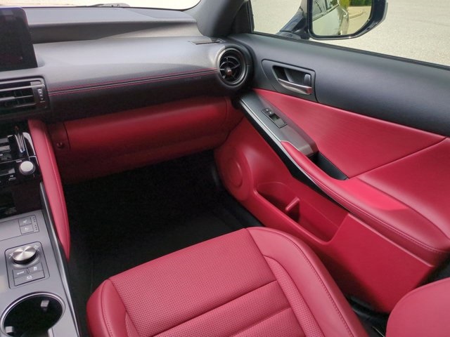 2023 Lexus IS 500 F SPORT Performance photo 14