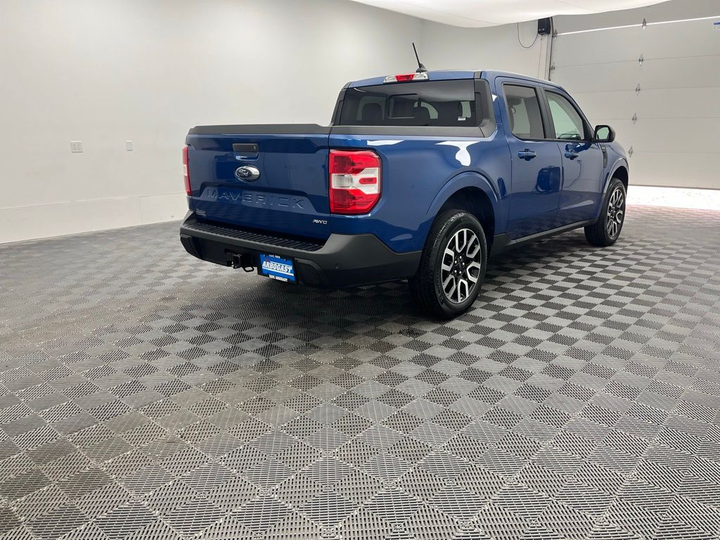 2024 Ford Maverick Lariat photo 2