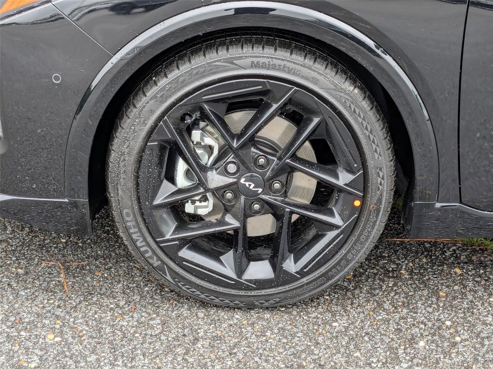 2025 Kia K4 GT-Line Turbo photo 3
