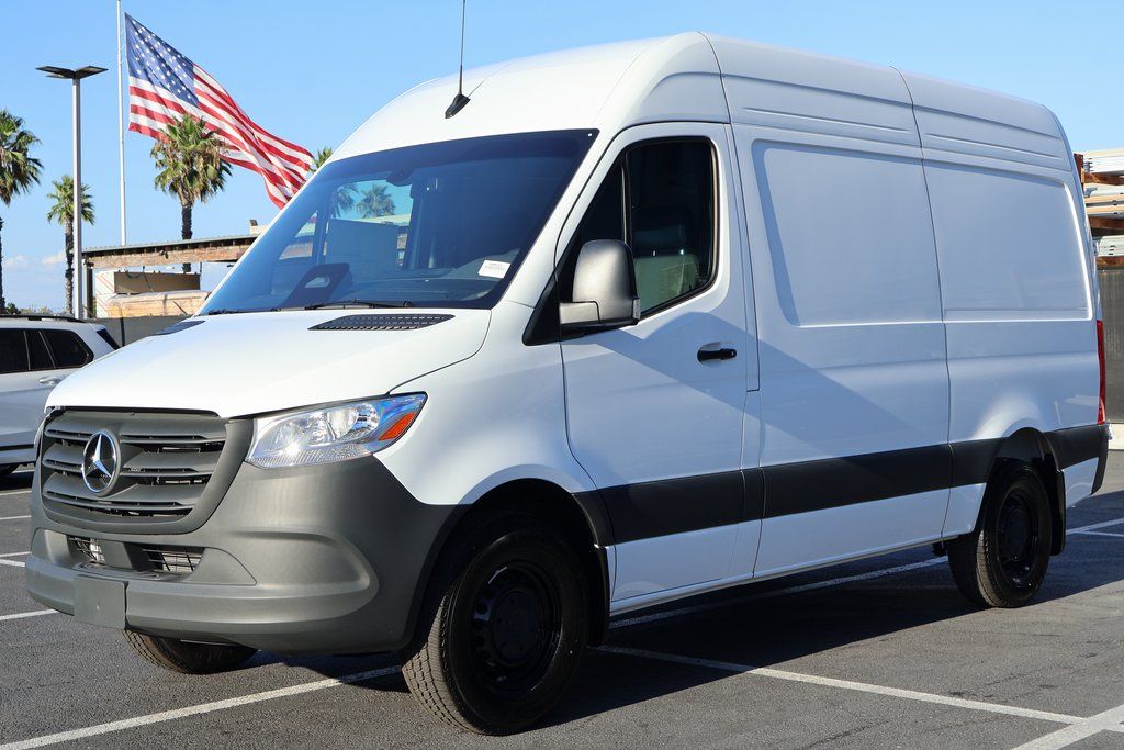 2025 Mercedes-Benz Sprinter Cargo Van Base's photo