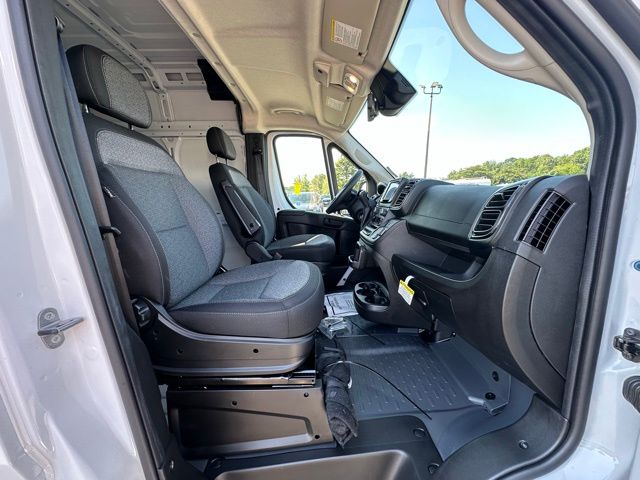 2025 Ram ProMaster 2500 Cargo Van photo 28