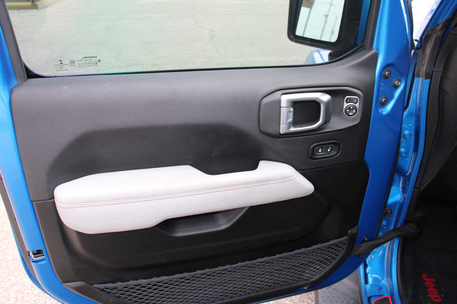 2022 Jeep Gladiator High Altitude photo 13