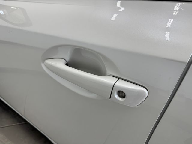 2019 Lexus IS 300 photo 31