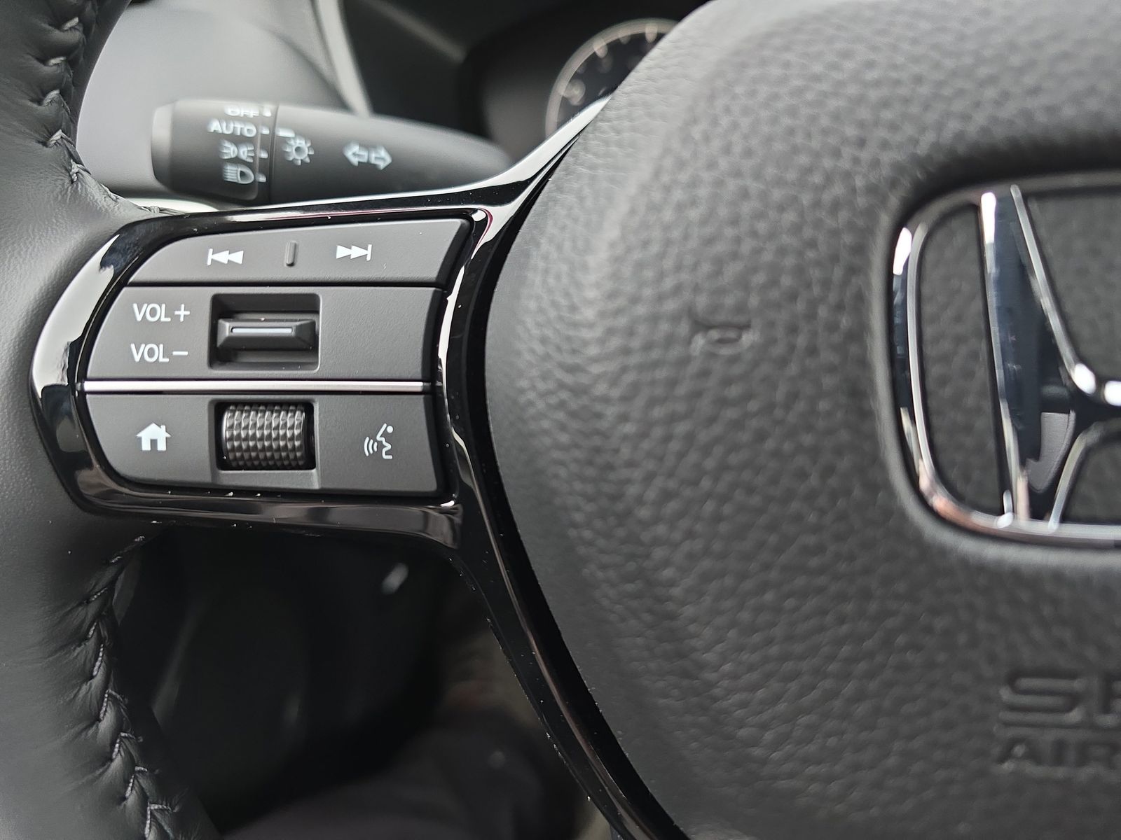 2026 Honda HR-V EX-L photo 16