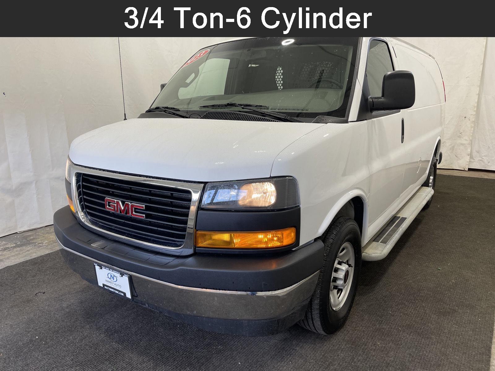 2023 GMC Savana Cargo Work Van's photo