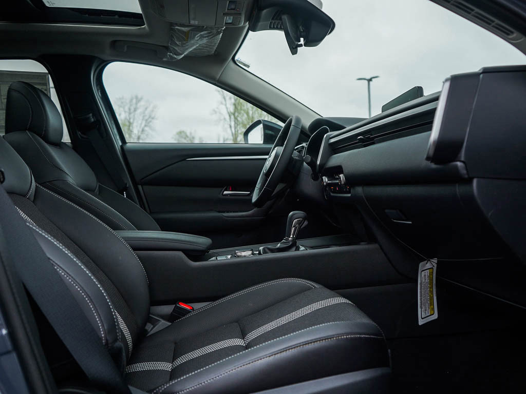 2025 Mazda CX-50 2.5 S Premium photo 9