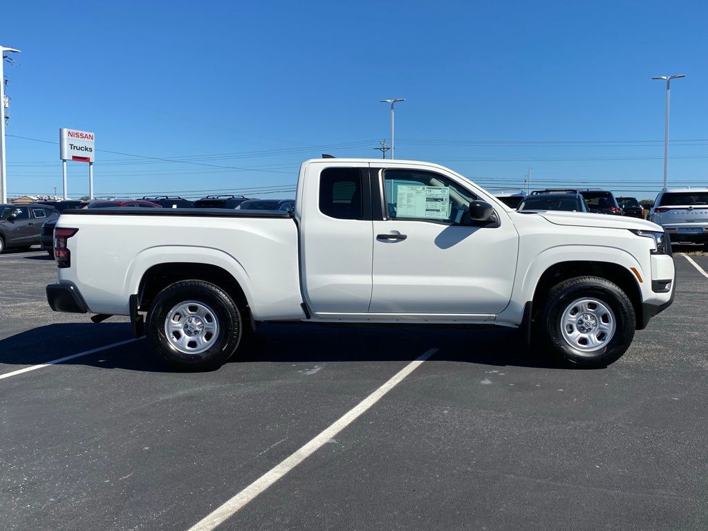 2026 Nissan Frontier King Cab S photo 3