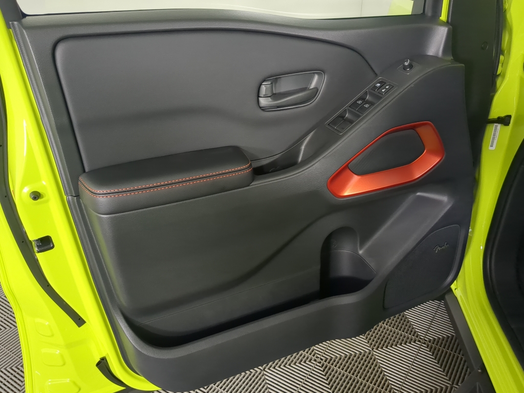 2026 Nissan Frontier PRO-4X photo 8