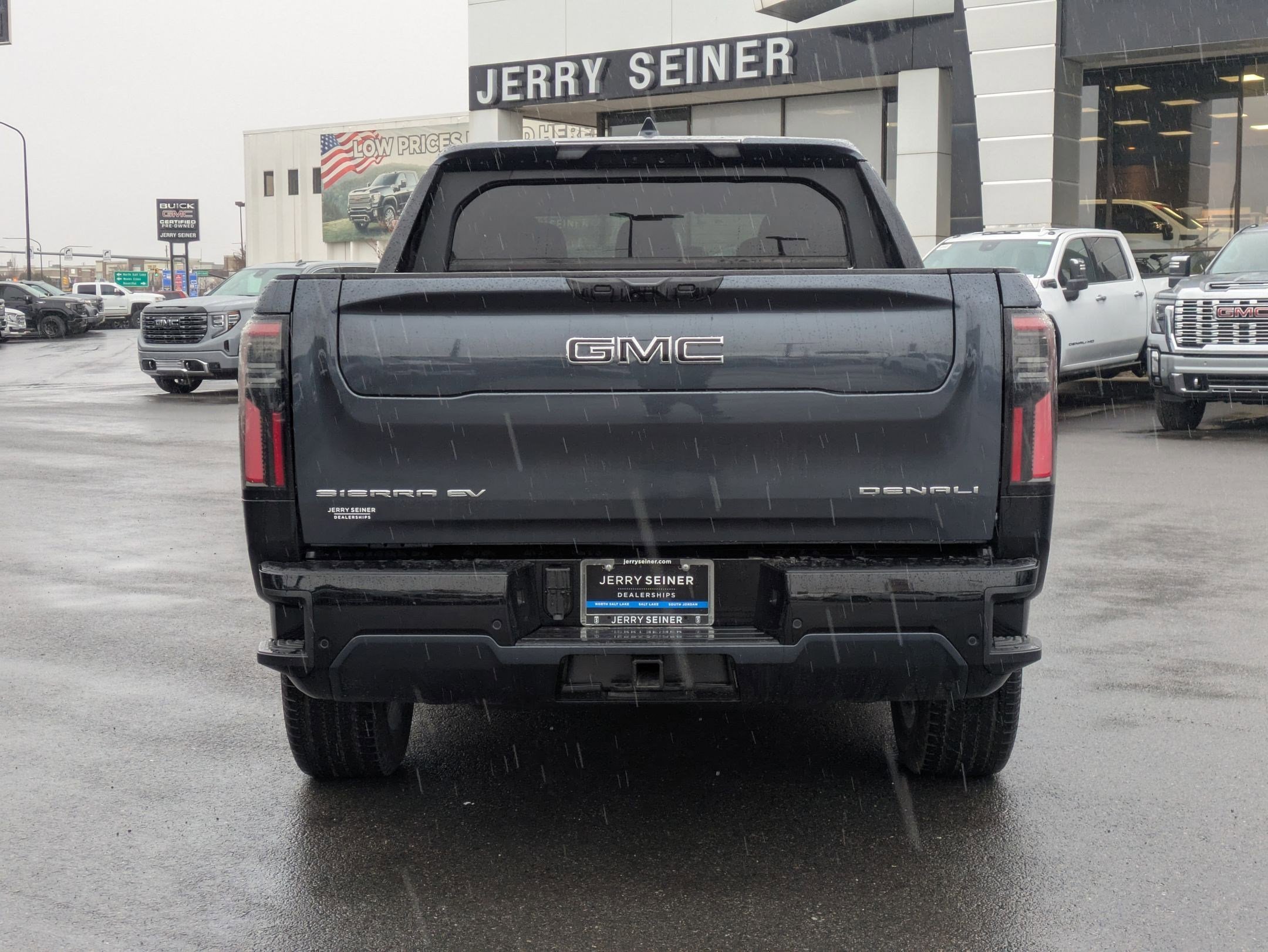 2025 Gmc Sierra EV Denali photo 4