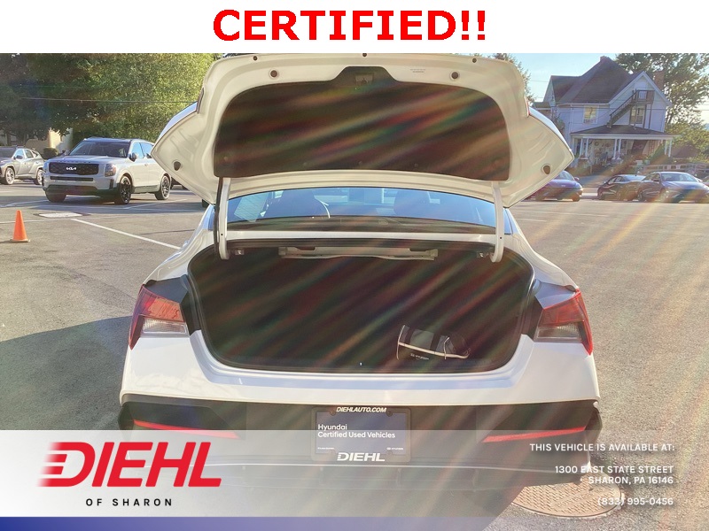 2025 Hyundai Elantra SEL Sport photo 8