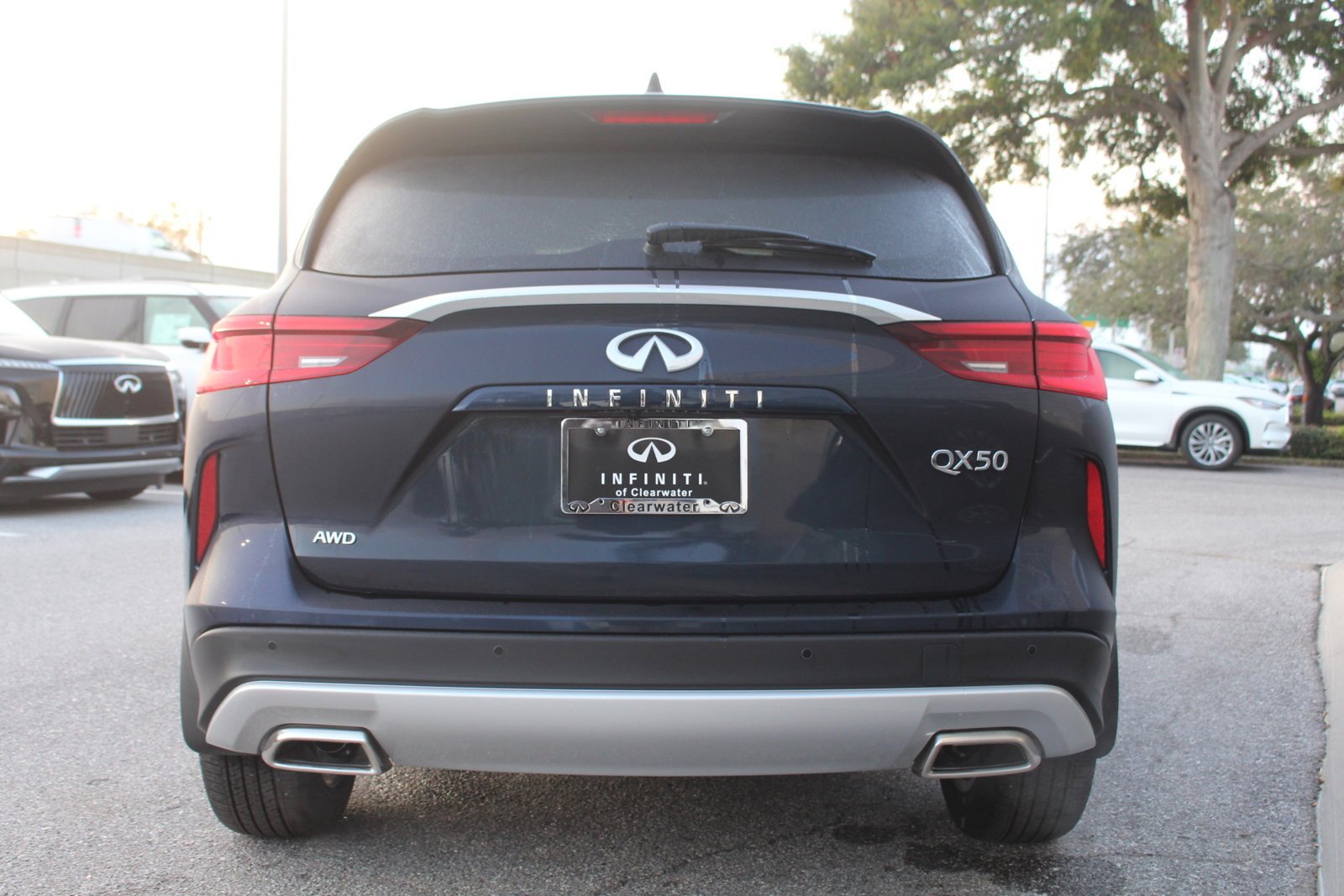2025 Infiniti QX50 Luxe photo 4