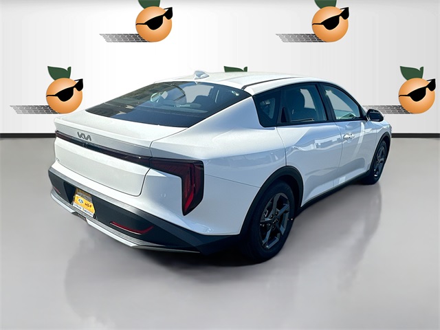 2025 Kia K4 LXS photo 7